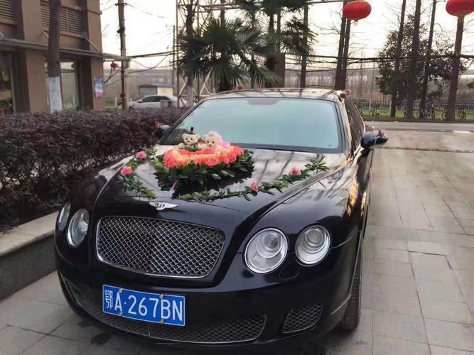 驰骋幸福路，心仪婚车开启你的梦幻婚礼——武汉豪华婚车租赁全攻略